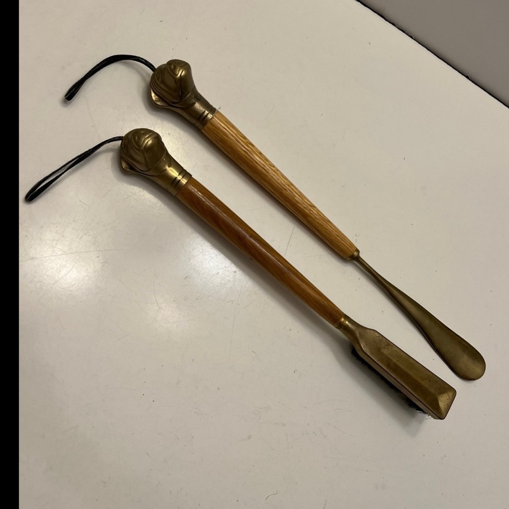 Vintage Long Handled Shoe Horn And Brush With Brass Dog Head Detail